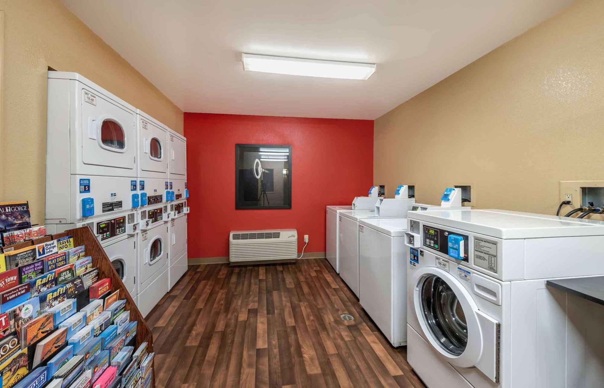 Extended Stay America Suites - Colorado Springs - West מראה חיצוני תמונה